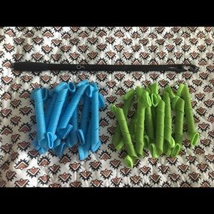 Curl Formers and Styling Hook